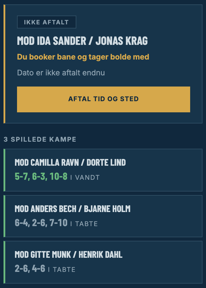 Et kampkort, der mangler en aftale, og tre spillede kampe foldet til én linje hver